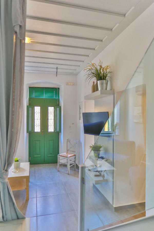 Annika Deluxe Apartments Đảo Sými Ngoại thất bức ảnh